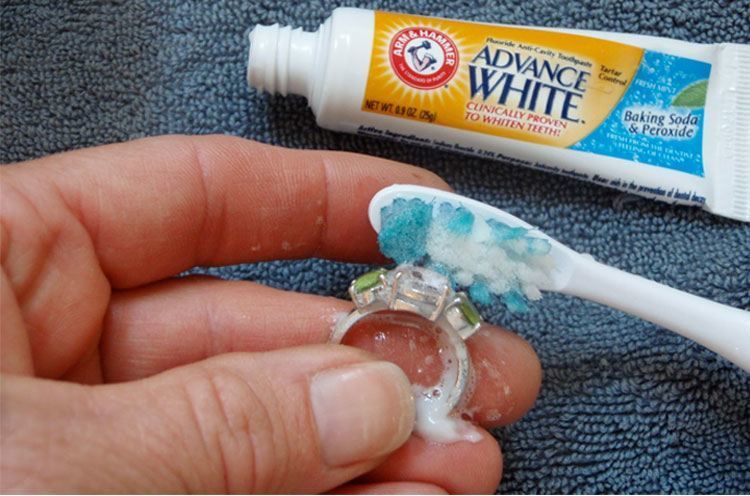 9 способов использования зубной пасты
