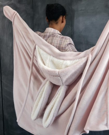 Обычный халат — уже не то: 5 вариантов домашней одежды, которые вы и не видели