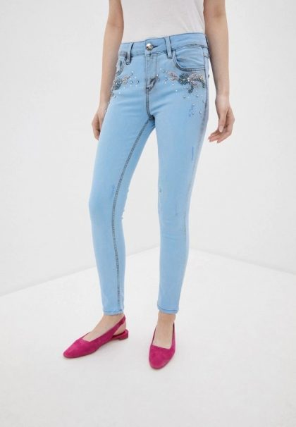 5 джинсов, из-за которых уважающая себя женщина выглядит безвкусно