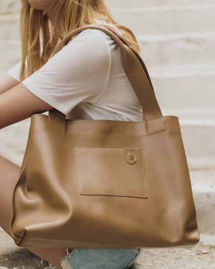 Какие сумки вышли из моды в этом году: 8 безвкусных моделей и чем их заменить